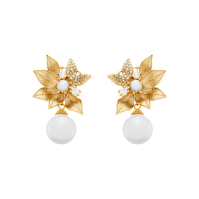 Brinco Dourado com Folhas em Zircônia e Pérolas